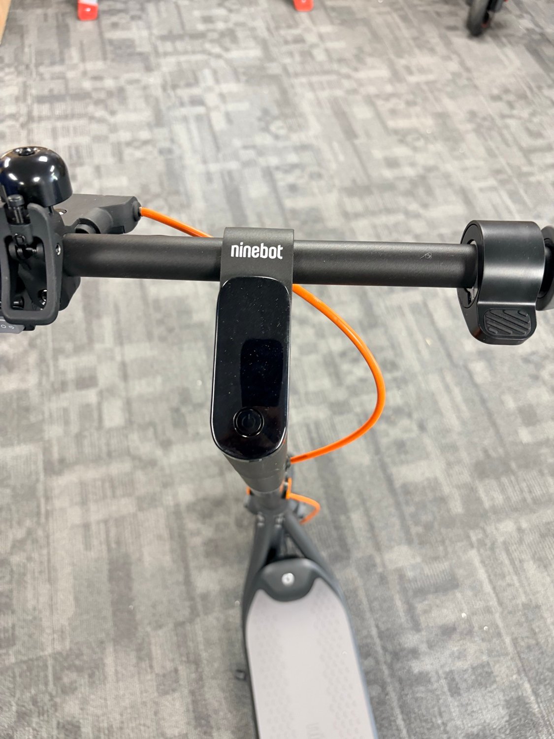 F65 cockpit and Ninebot handlebar